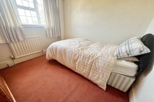Bedroom- click for photo gallery